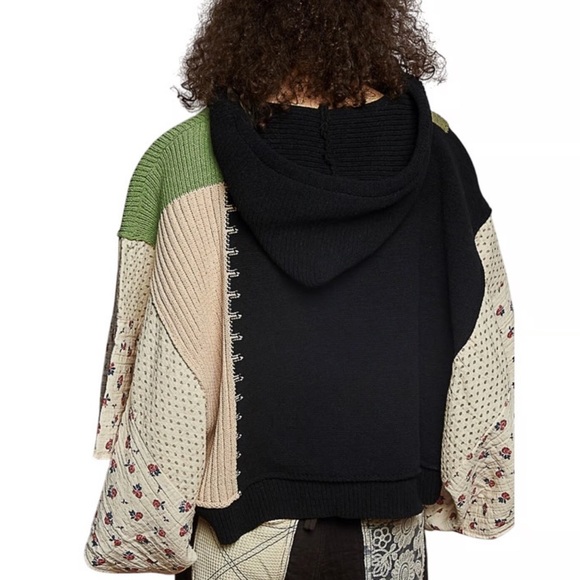 NWT POL MULTI TEXTURED COLOR
BLOCK V-NECK HOODIE
SWEATER - Picture 2 of 8